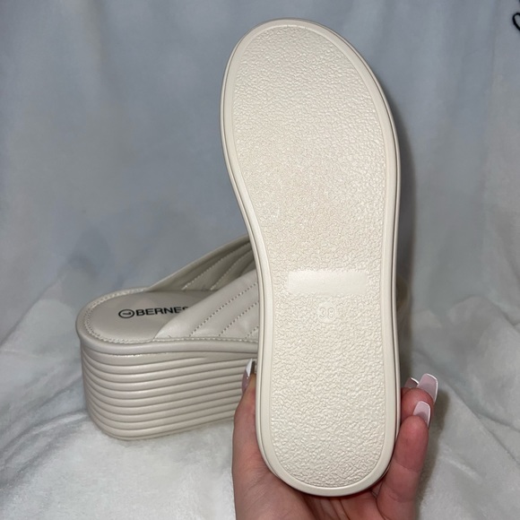 Lola Platform Princess Polly Sandals - Picture 3 of 3